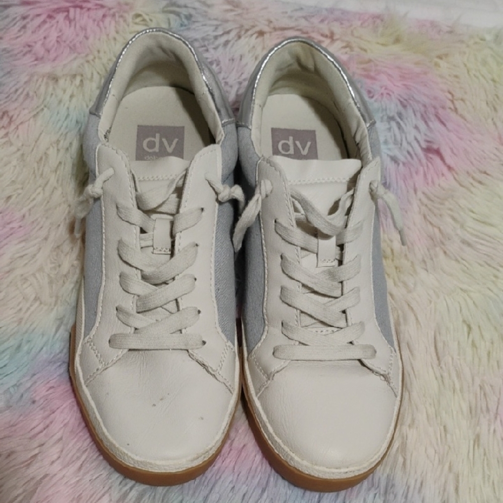 Dolce Vita White Silver & Denim Harryson Sneakers Sleek Low-Top Design #50 - Picture 5 of 11